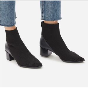 BRAND NEW Knitted Chelsea Boot from Everlane sz 8 in Black